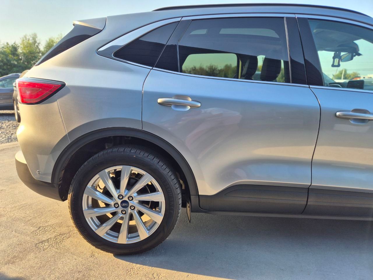 Ford Escape - фото 54