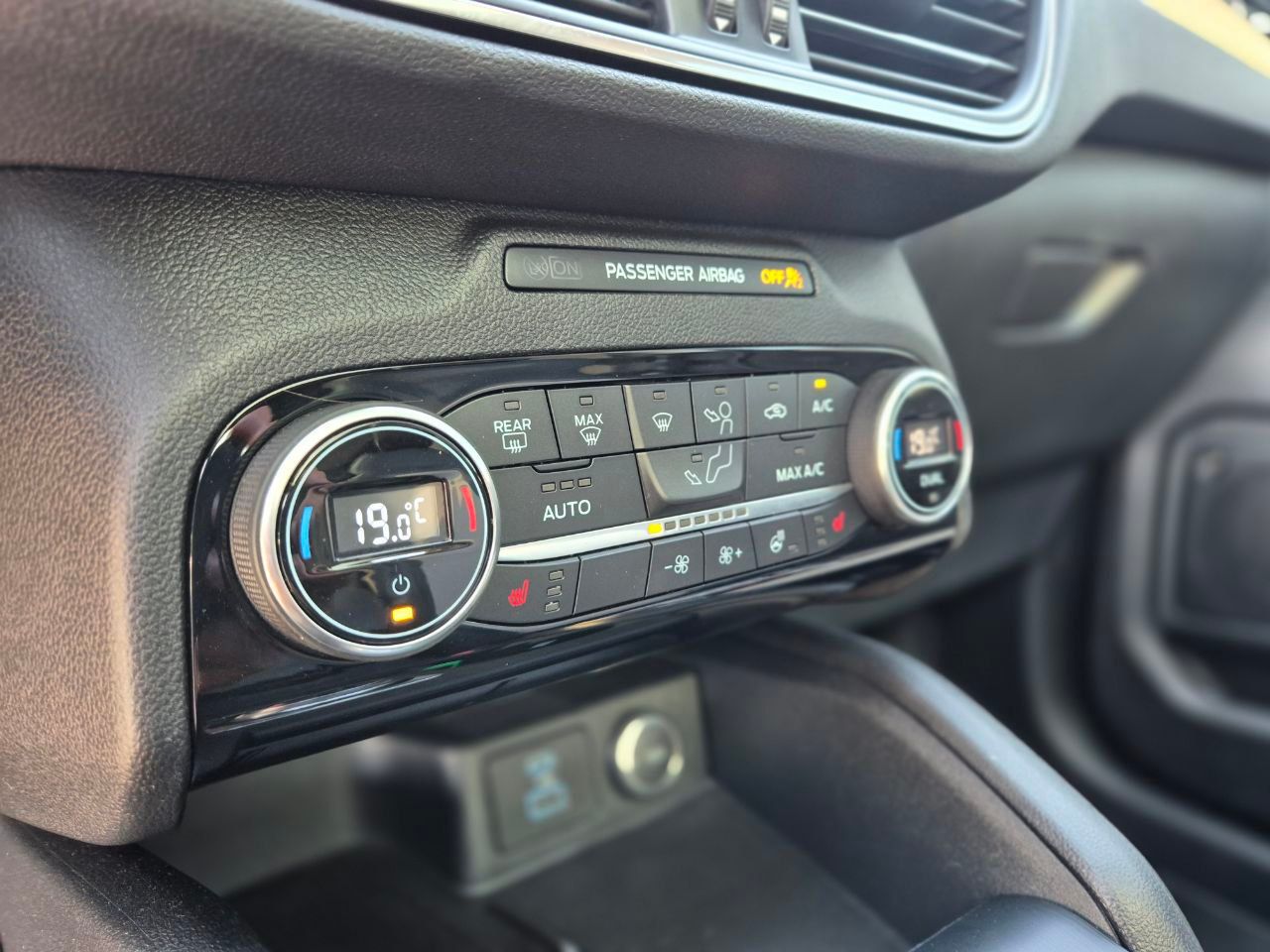 Ford Escape - фото 30