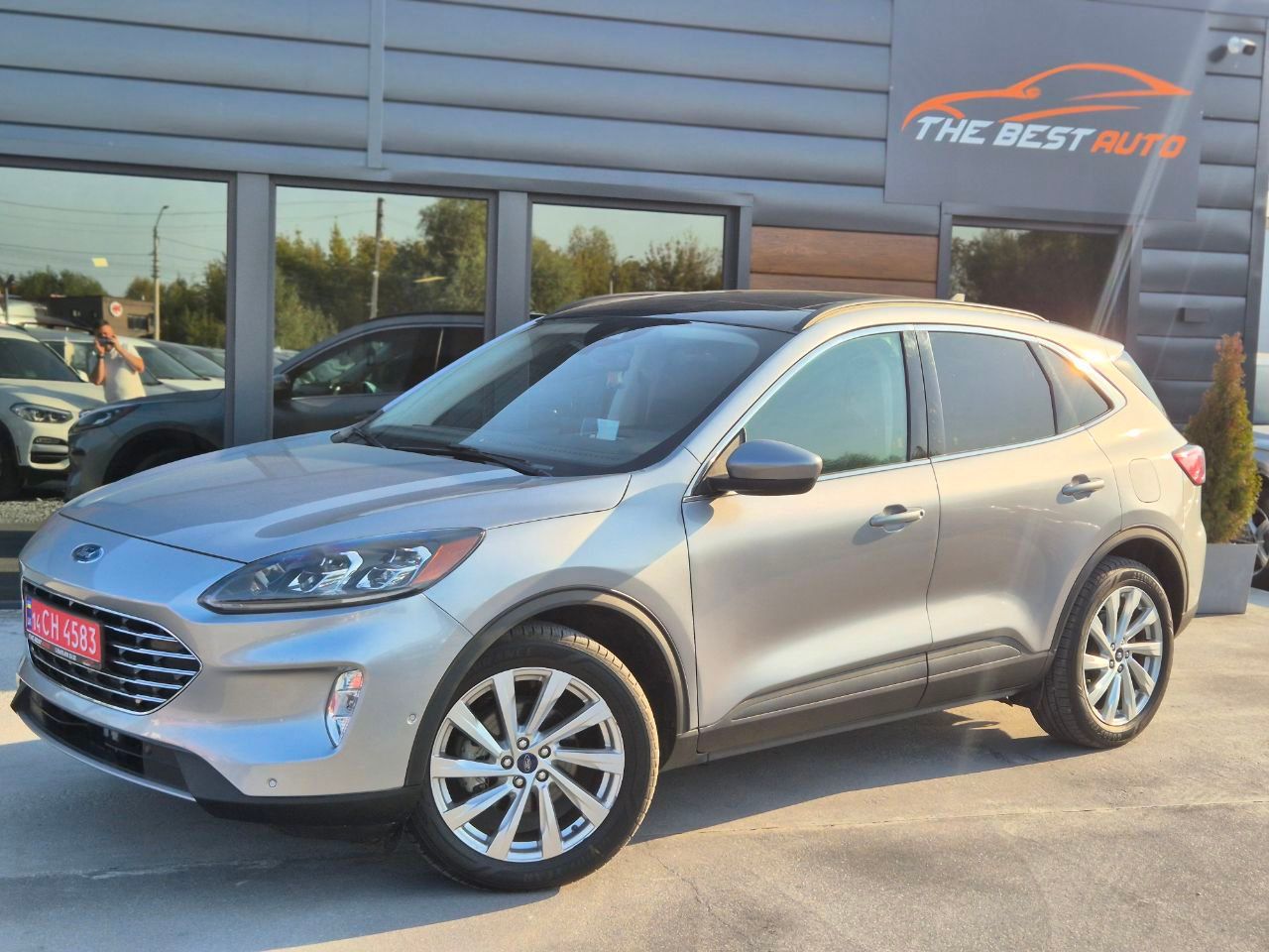 Ford Escape - фото 2