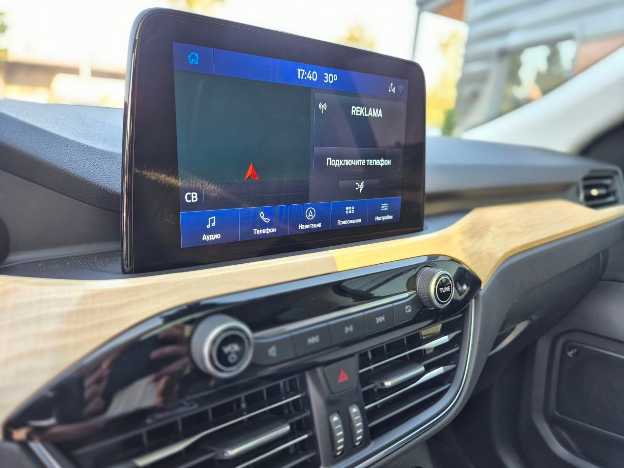 Ford Escape - фото 37