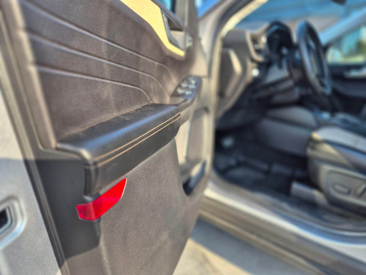 Ford Escape - фото 19