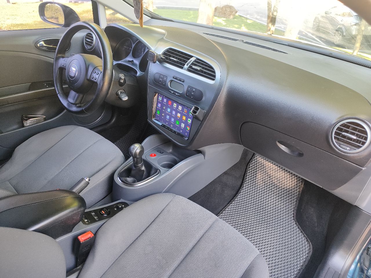 SEAT Leon - фото 32