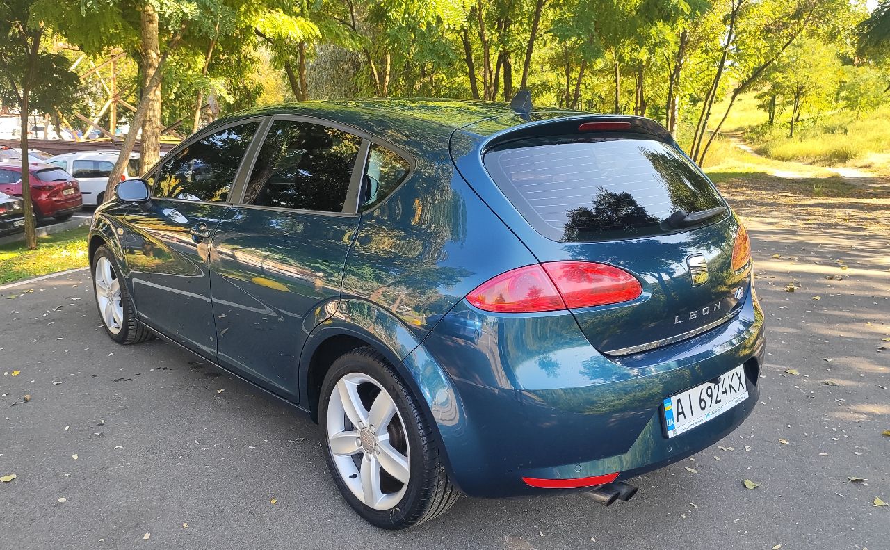 SEAT Leon - фото 7