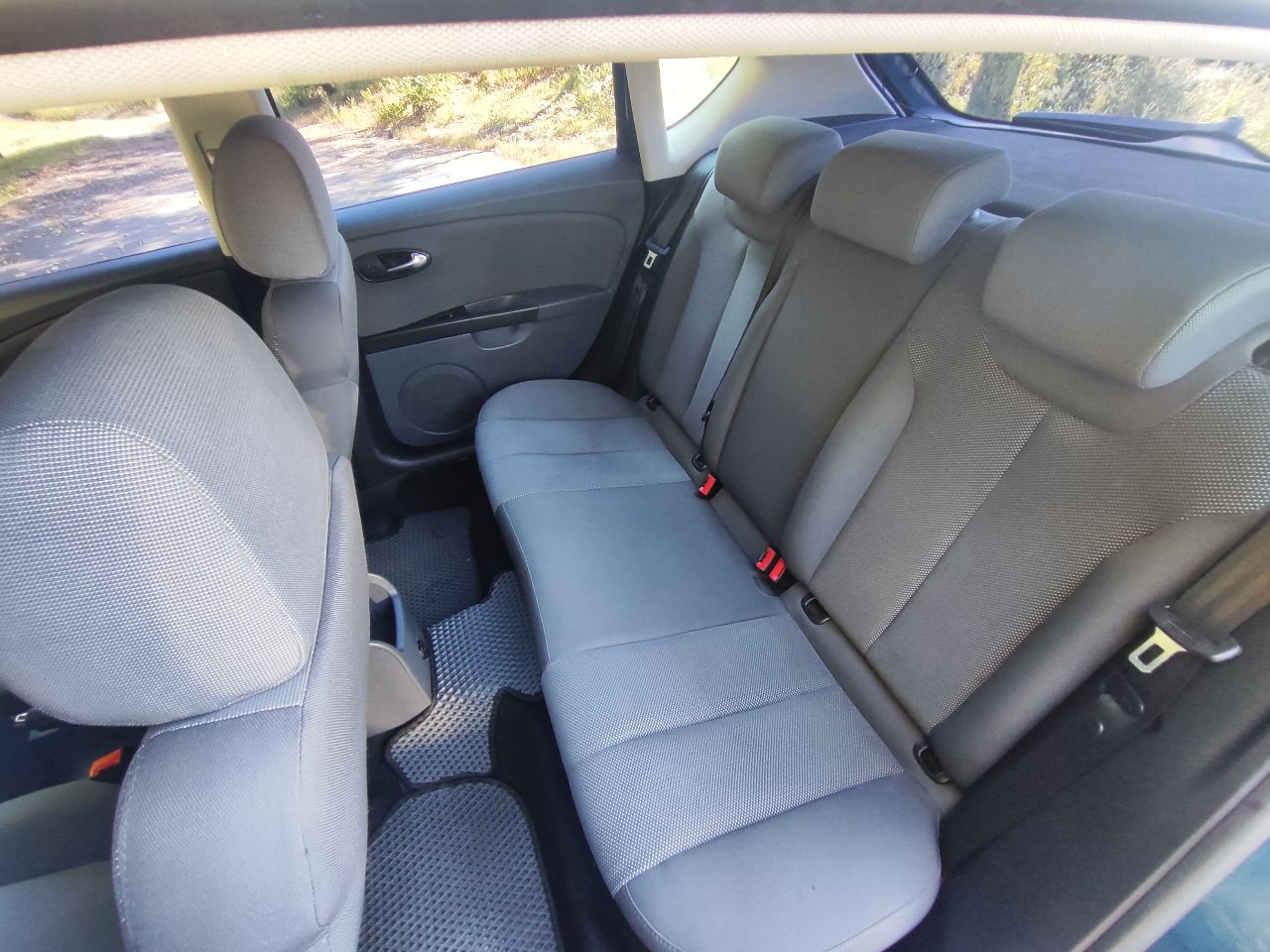 SEAT Leon - фото 27