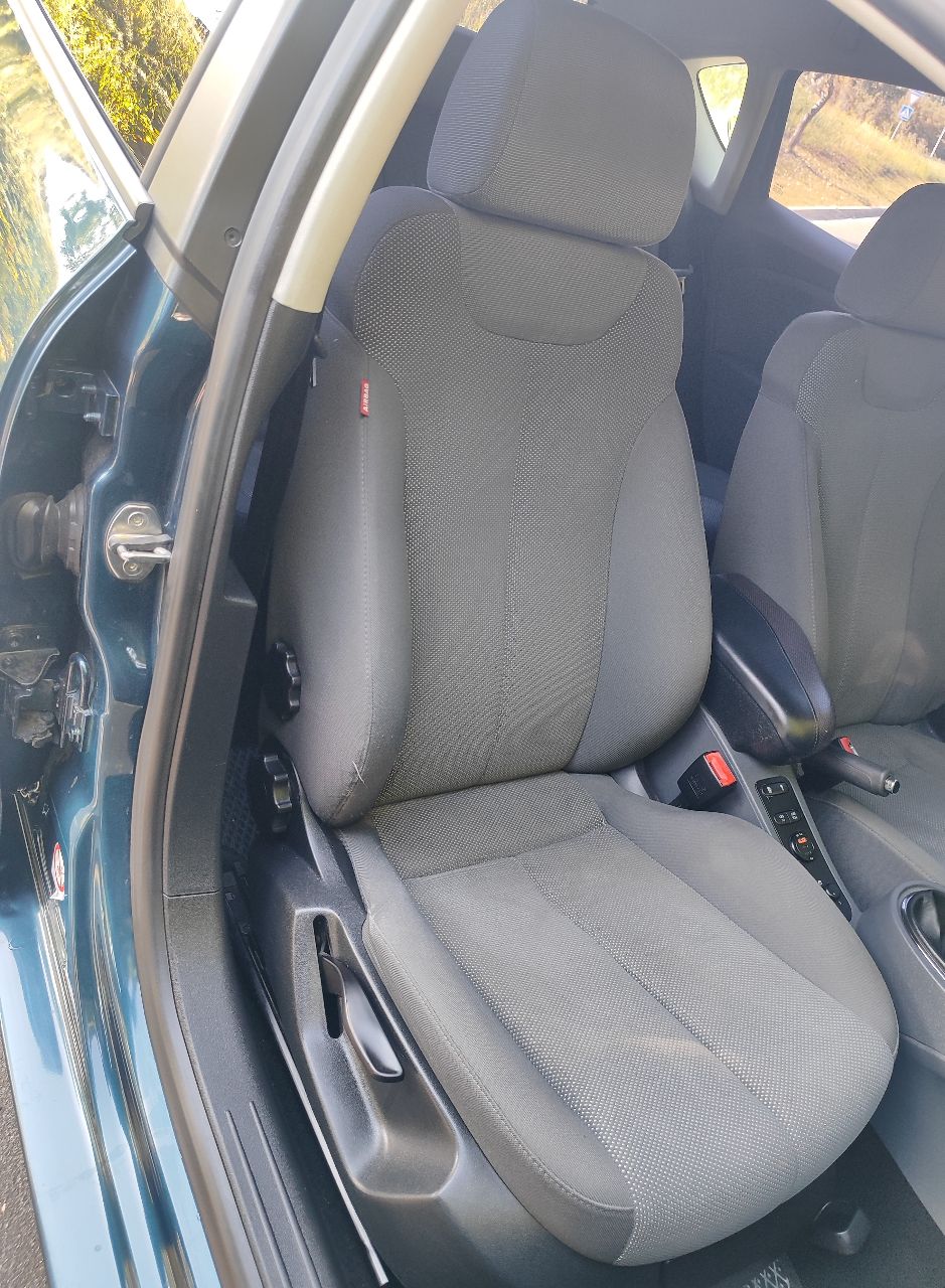 SEAT Leon - фото 31