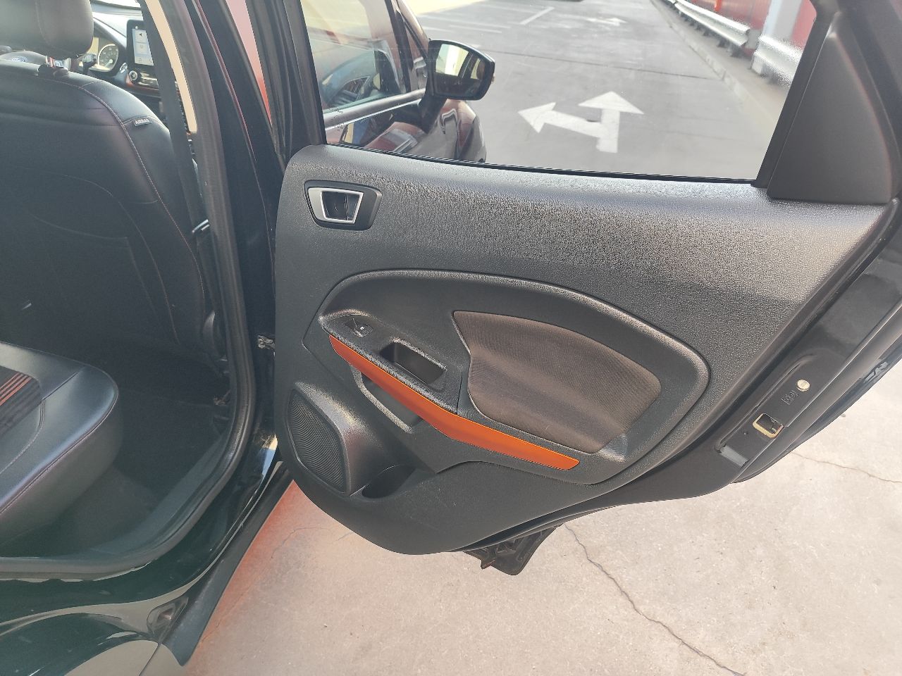 Ford EcoSport - фото 30