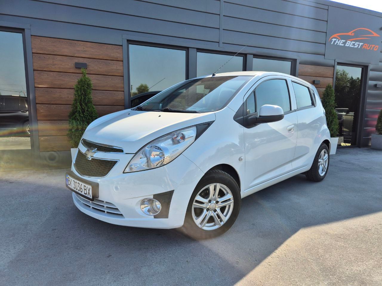 Chevrolet Spark - фото 1