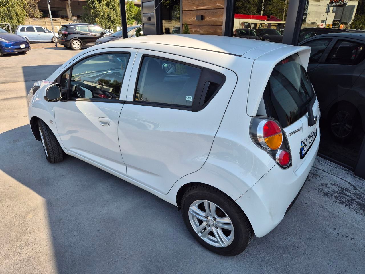Chevrolet Spark - фото 4