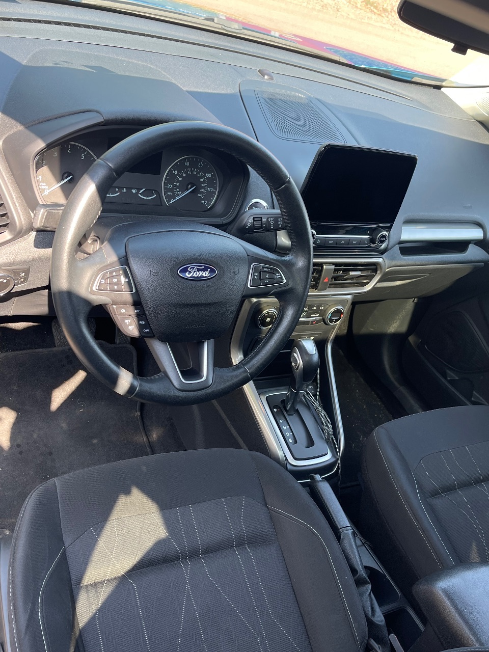 Ford EcoSport - фото 10