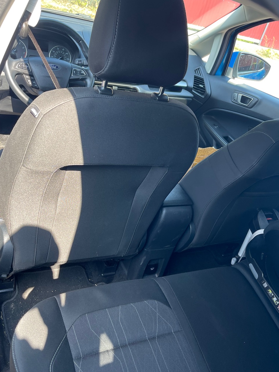 Ford EcoSport - фото 8