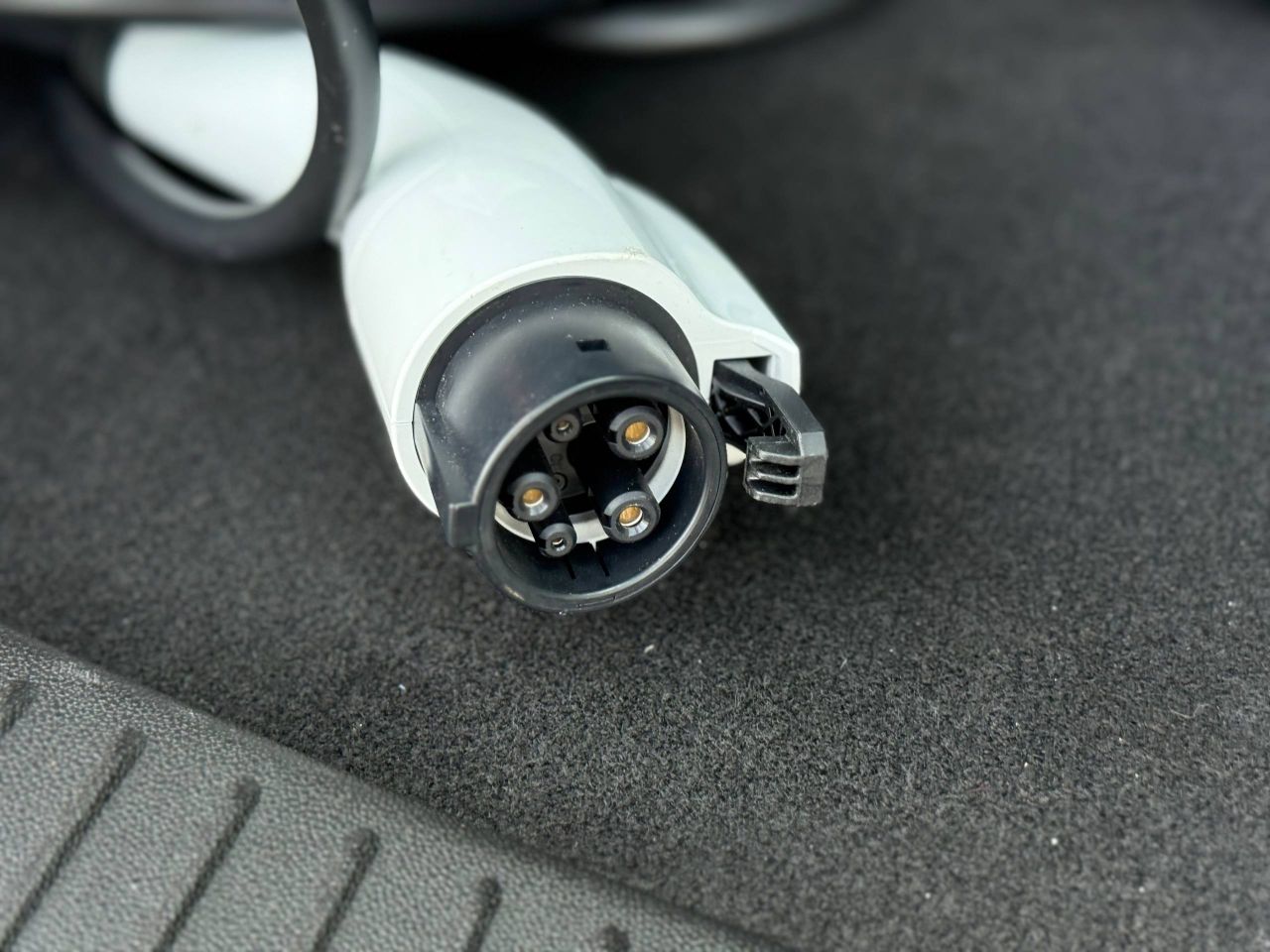 Chevrolet Bolt EUV - фото 63