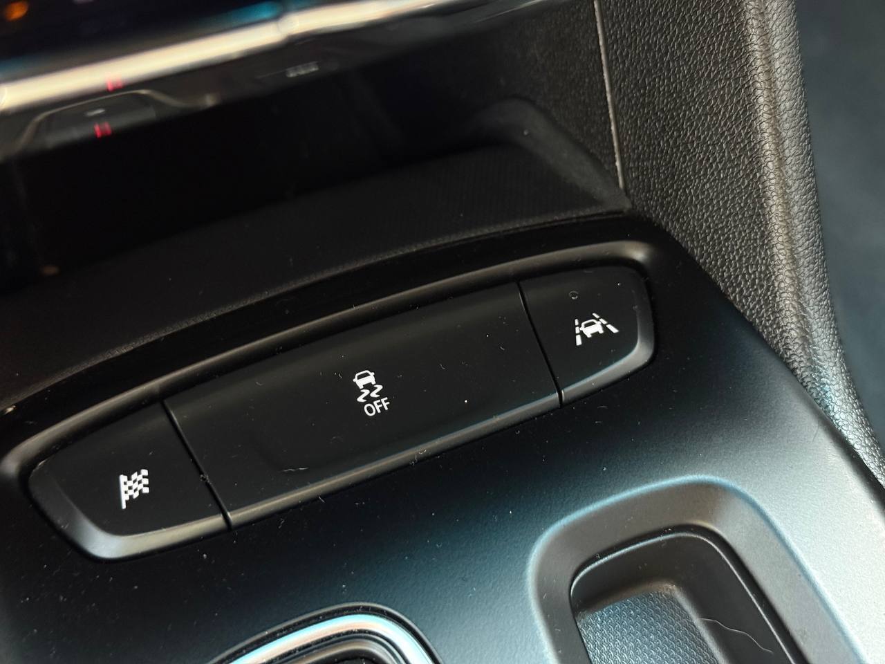 Chevrolet Bolt EUV - фото 34