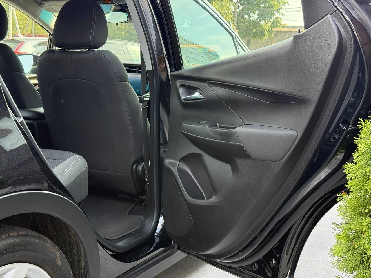 Chevrolet Bolt EUV - фото 48