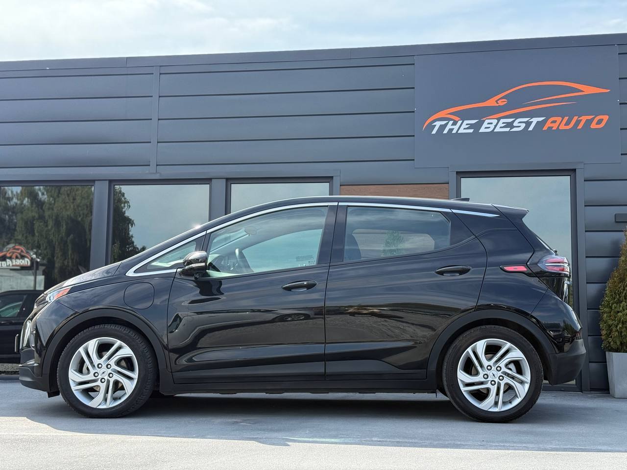 Chevrolet Bolt EUV - фото 10