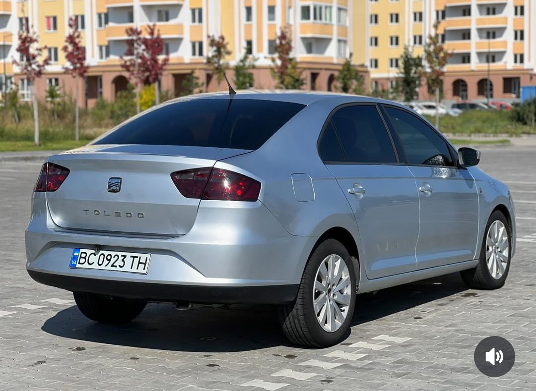 SEAT Toledo - фото 8