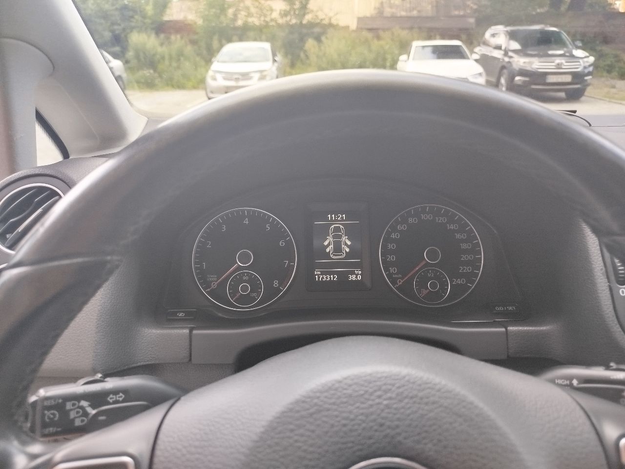 Volkswagen Golf Plus - фото 7