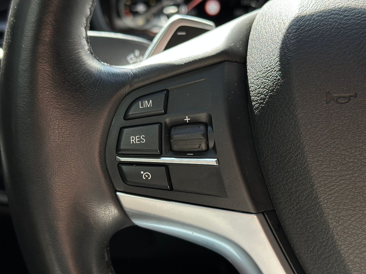 BMW X6 - фото 25