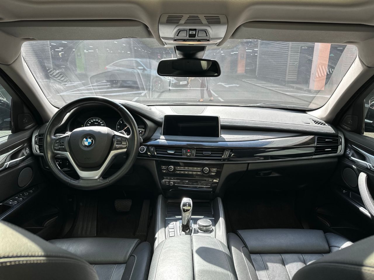 BMW X6 - фото 23