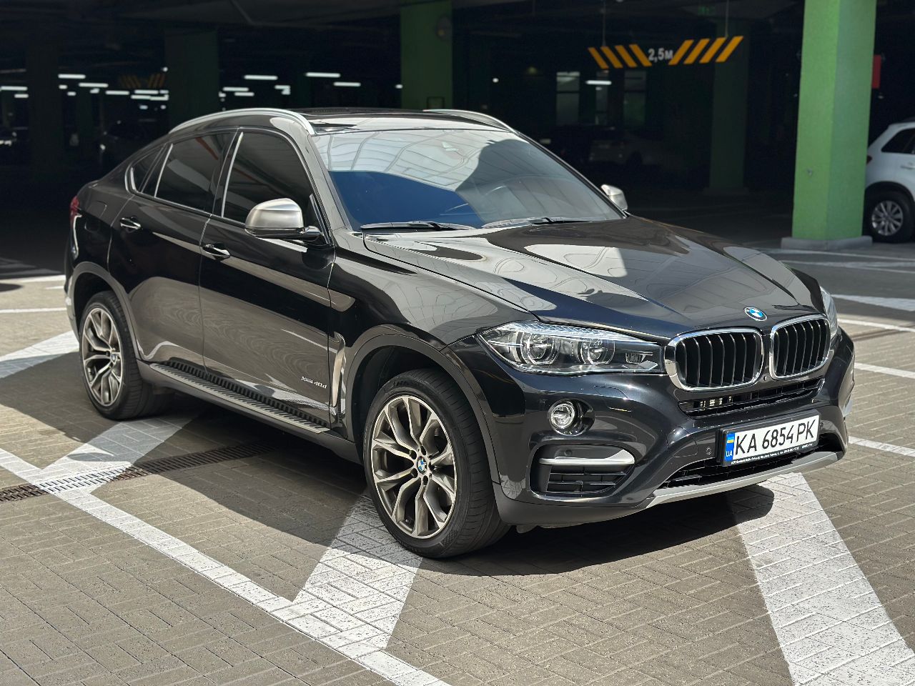 BMW X6 - фото 17