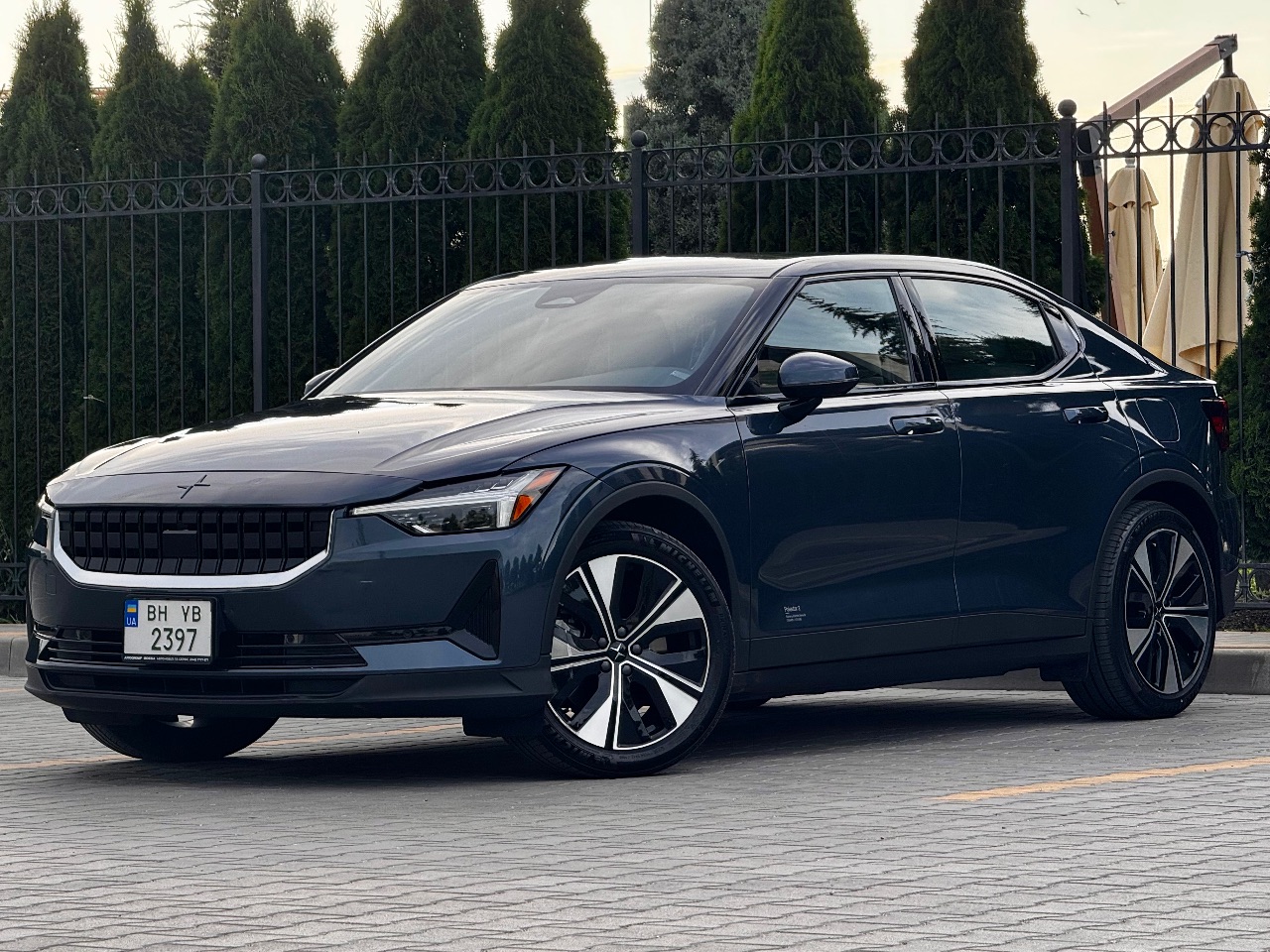 Polestar 2 - фото 3