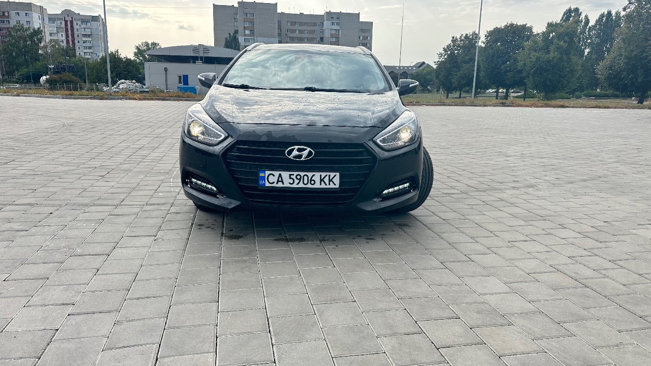 Hyundai i40 - фото 2