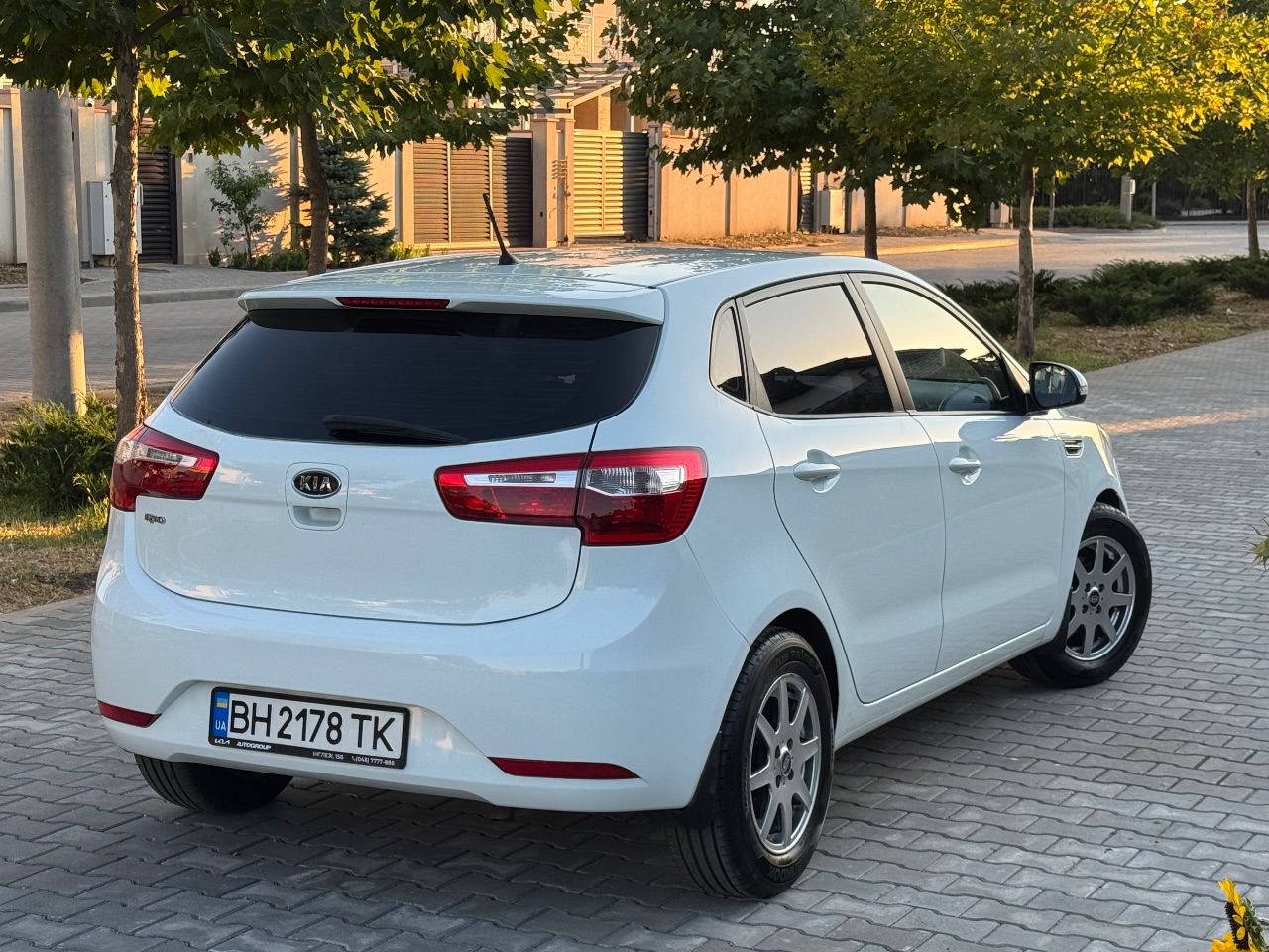 Kia Rio - фото 7