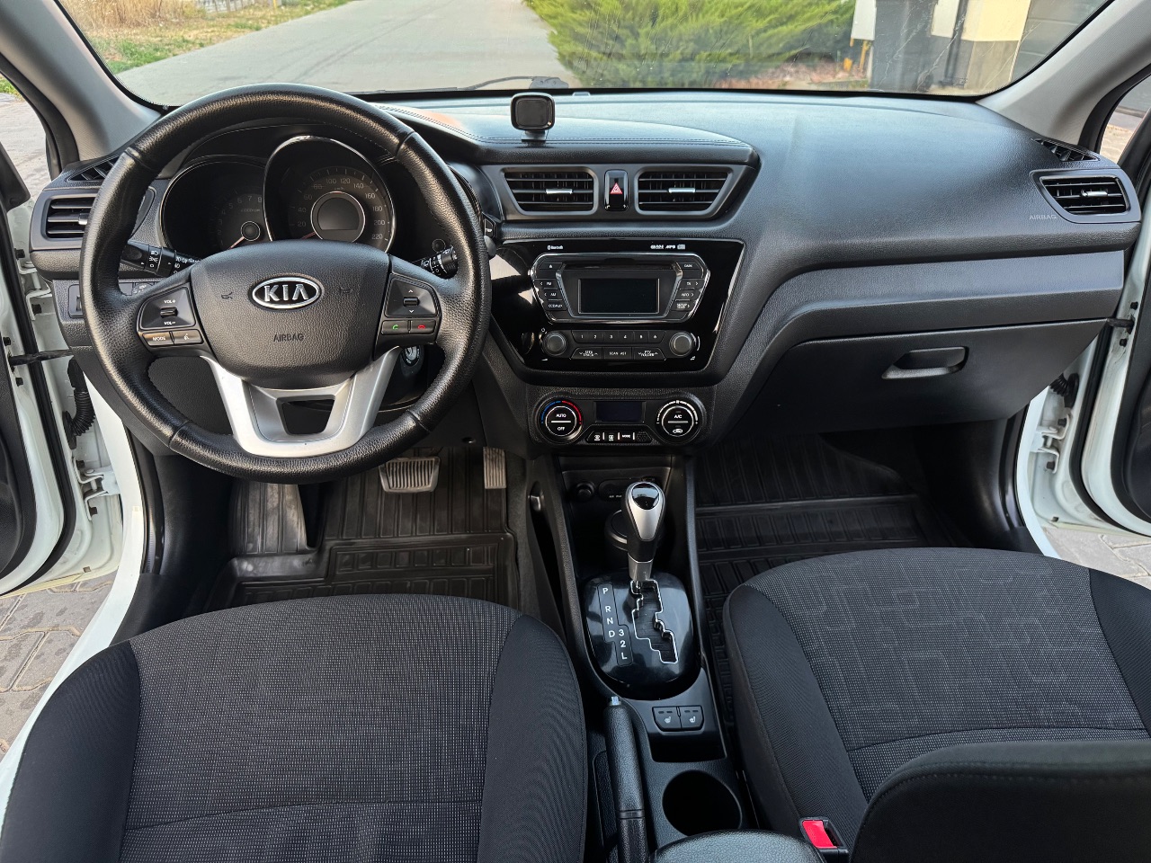Kia Rio - фото 37