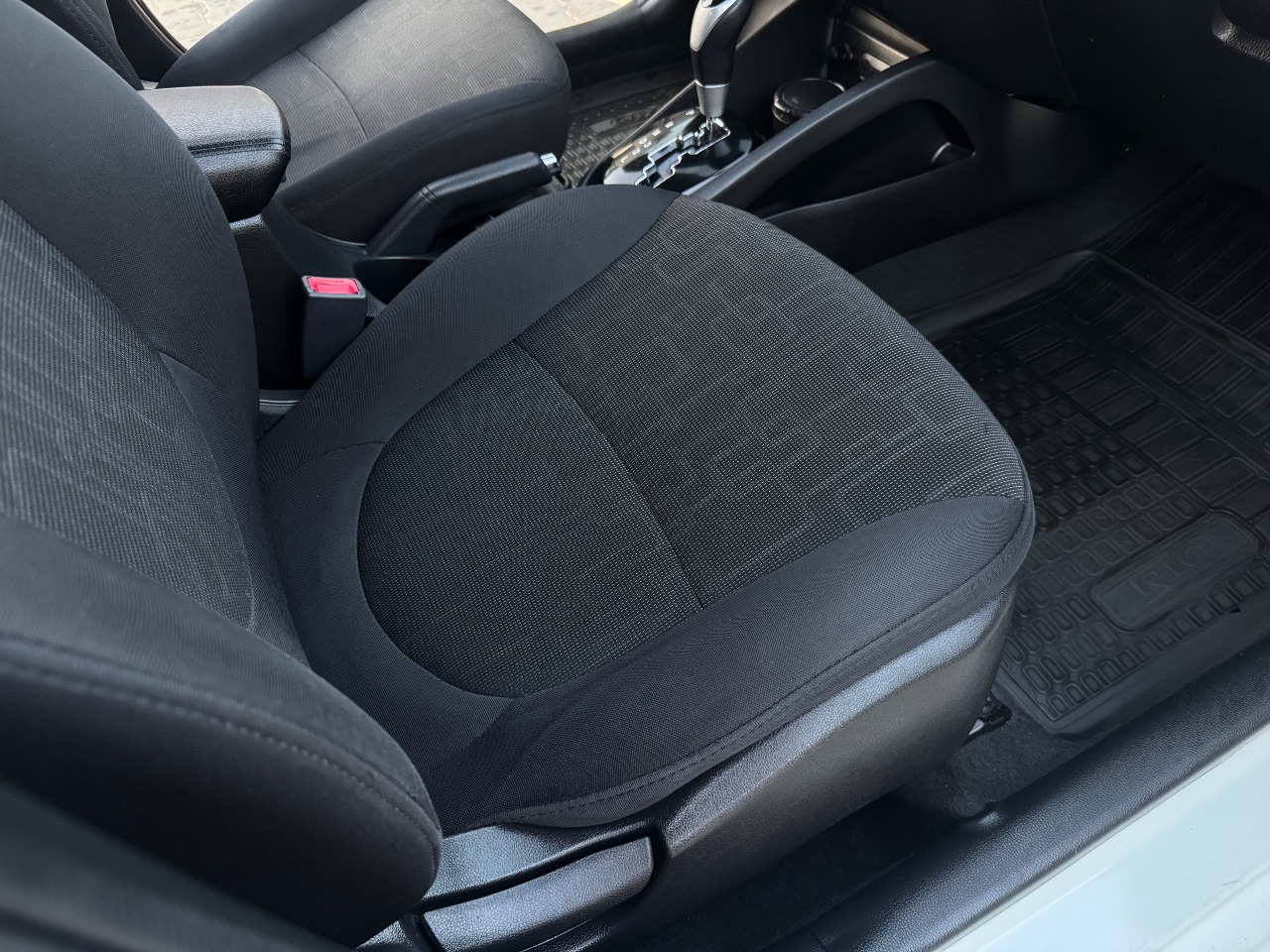 Kia Rio - фото 31