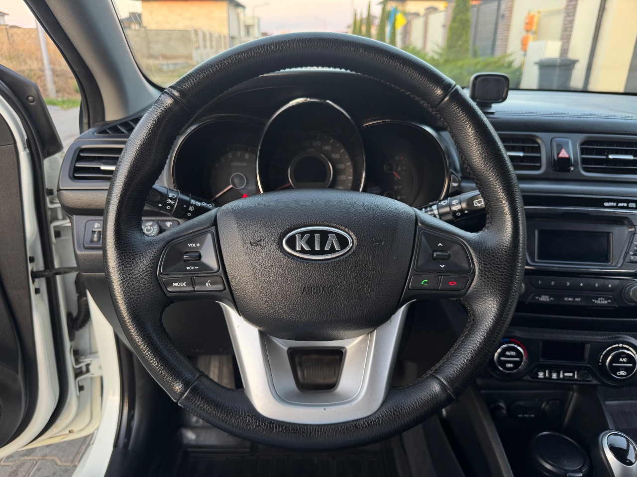 Kia Rio - фото 38