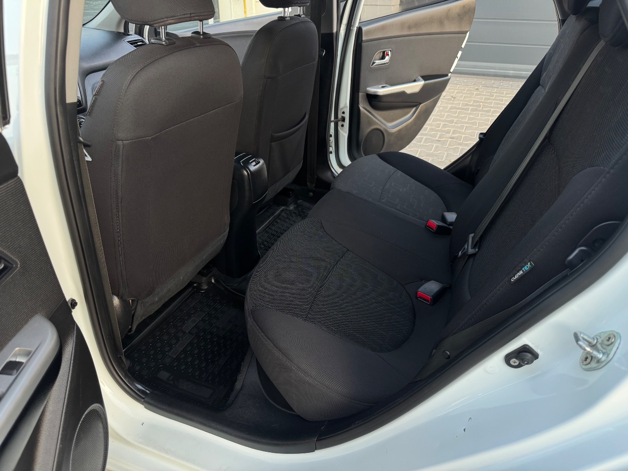 Kia Rio - фото 33