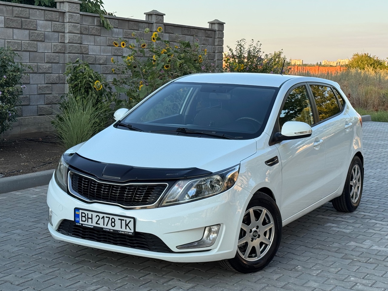 Kia Rio - фото 2