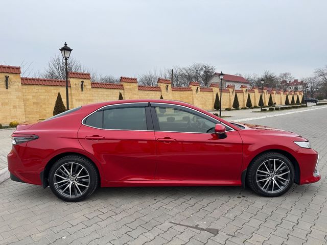 Toyota Camry - фото 4