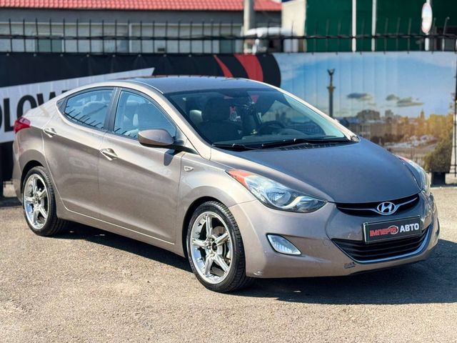 Hyundai Elantra - зображення 1
