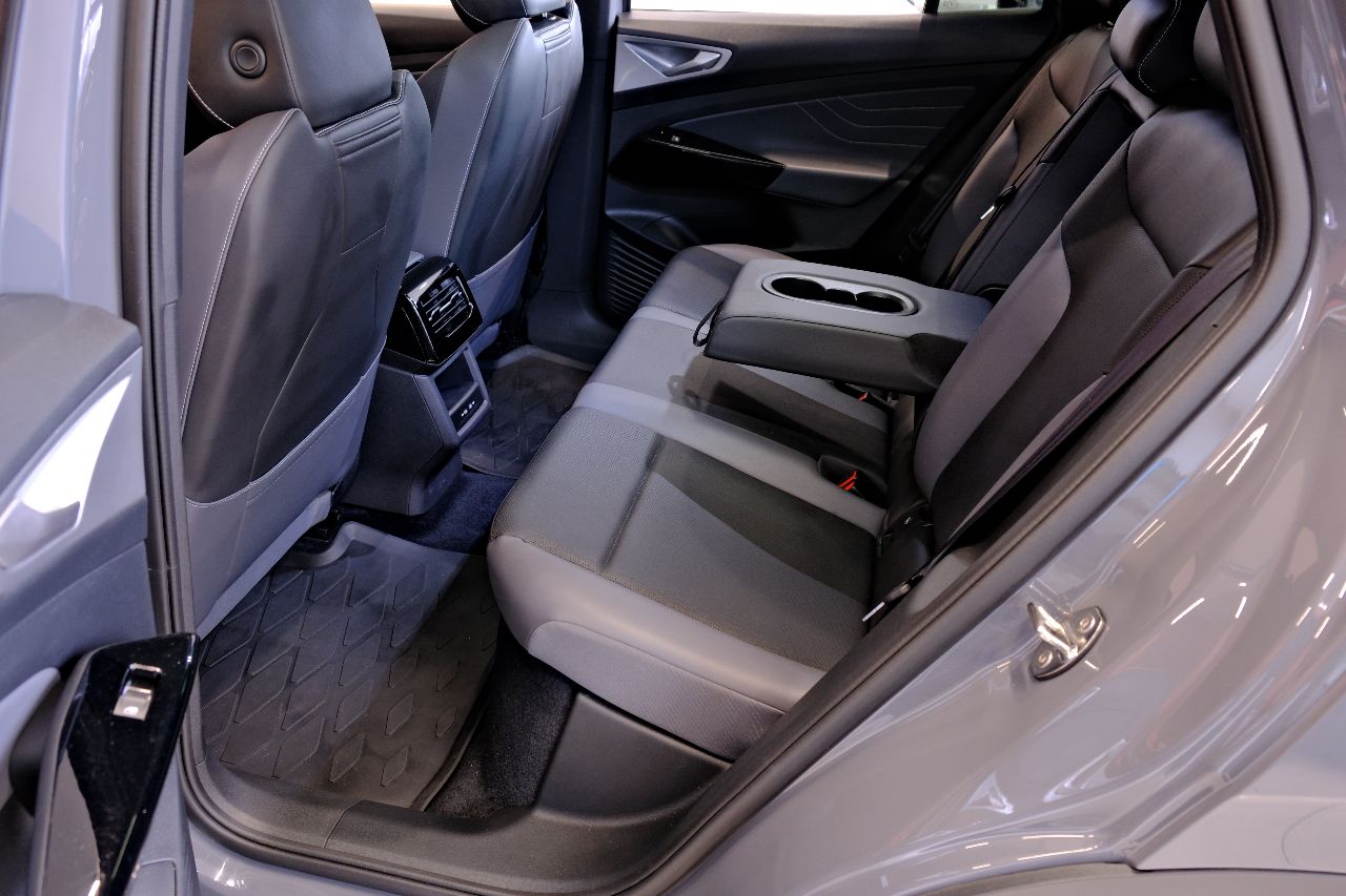 Volkswagen ID.4 - фото 8
