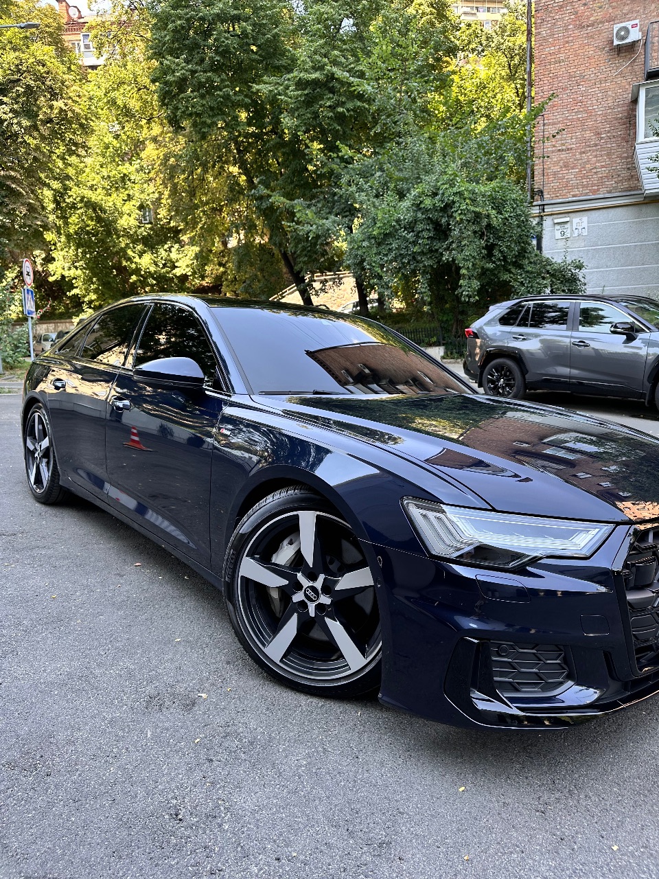Audi A6 - фото 37