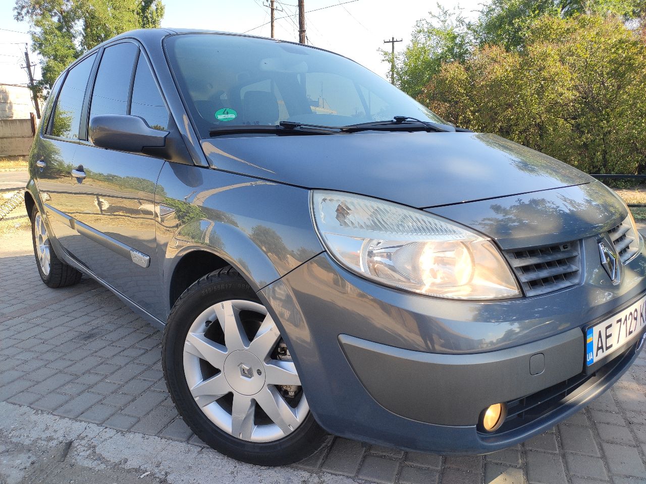 Renault Scenic - фото 20