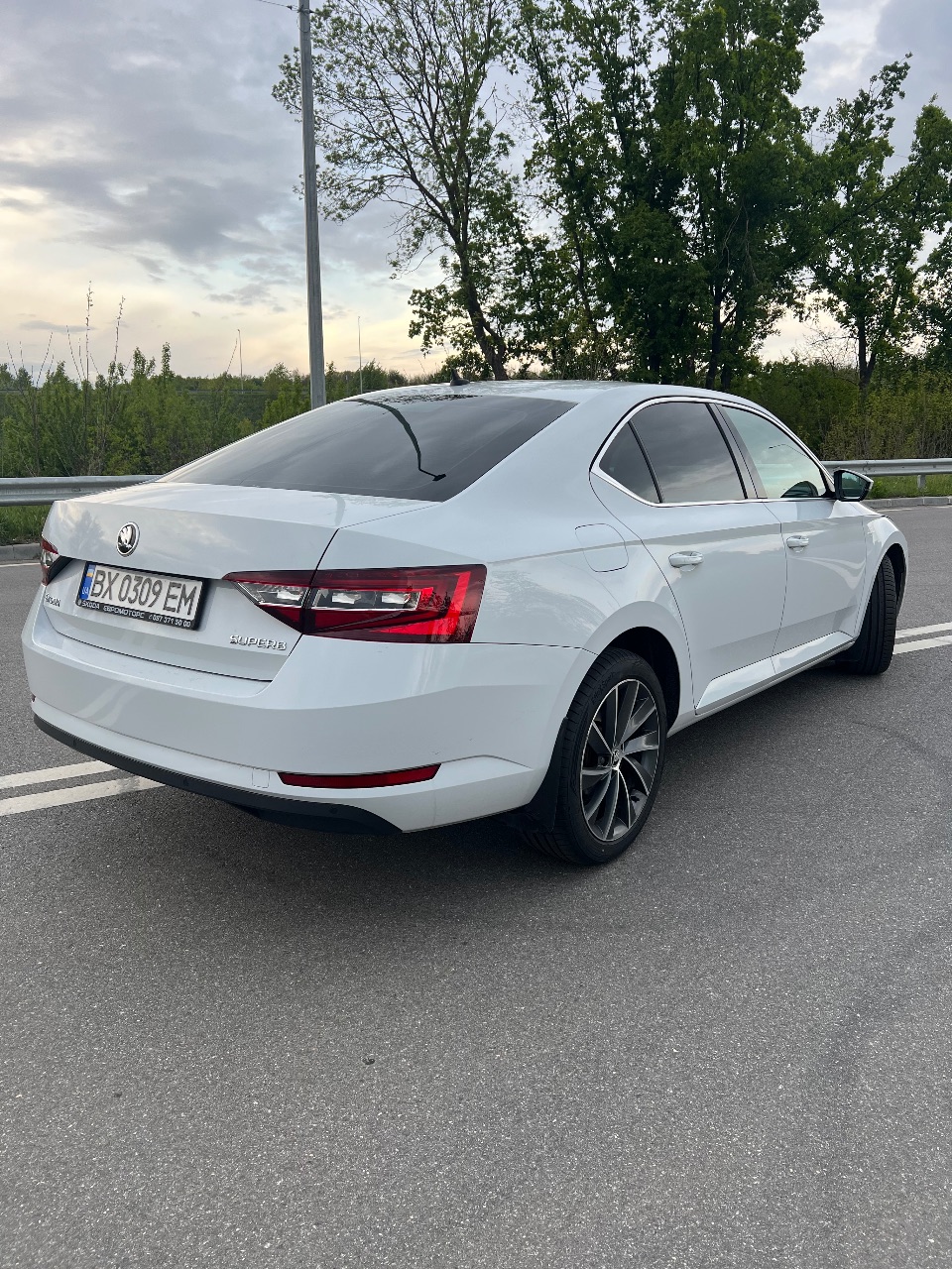 Skoda Superb - фото 3