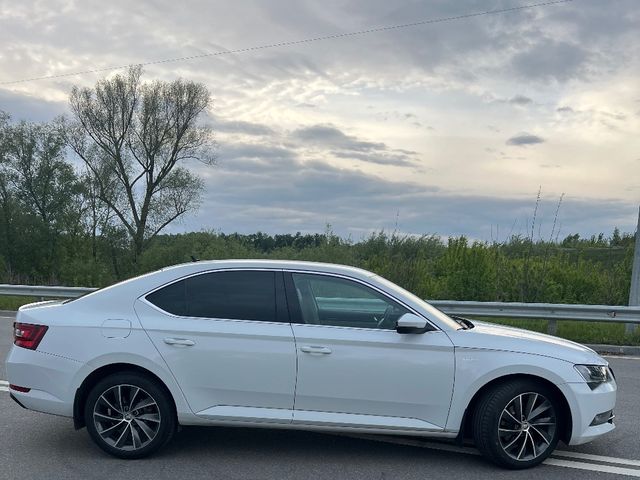 Skoda Superb - зображення 2
