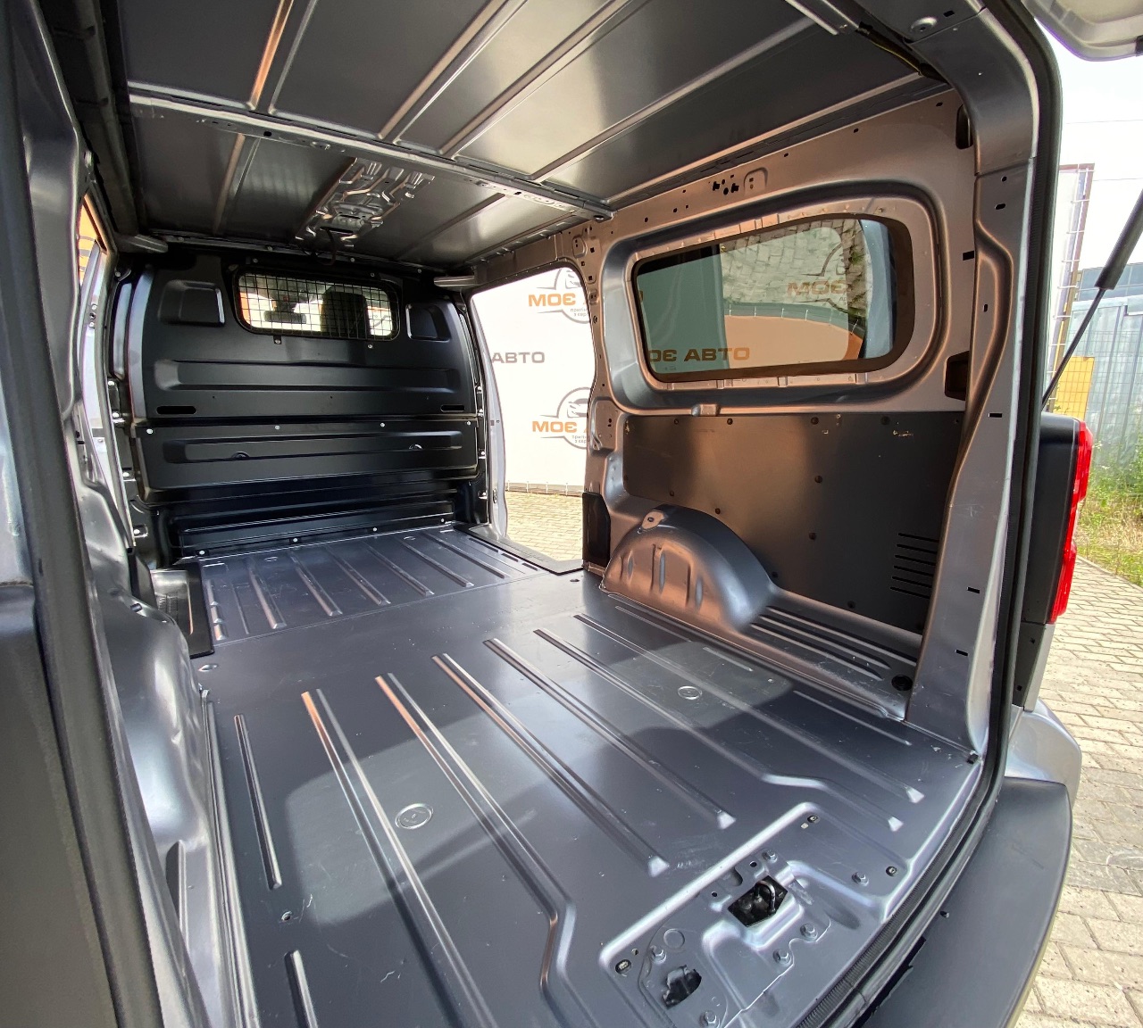 Citroen Jumpy - фото 28