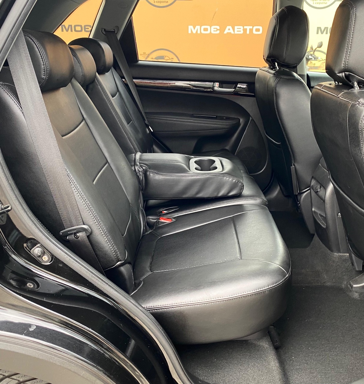 Kia Sorento - фото 13