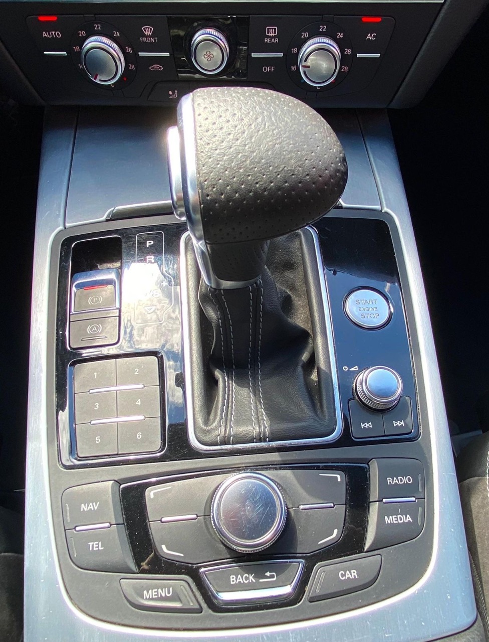 Audi A6 - фото 20