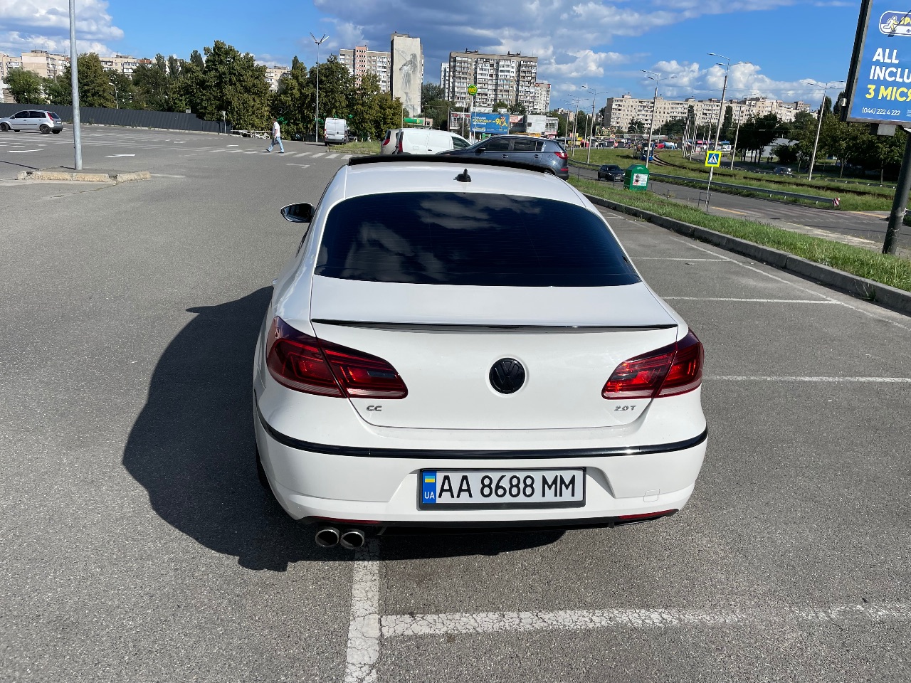 Volkswagen Passat CC - фото 8