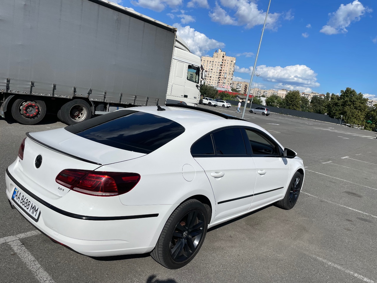 Volkswagen Passat CC - фото 9