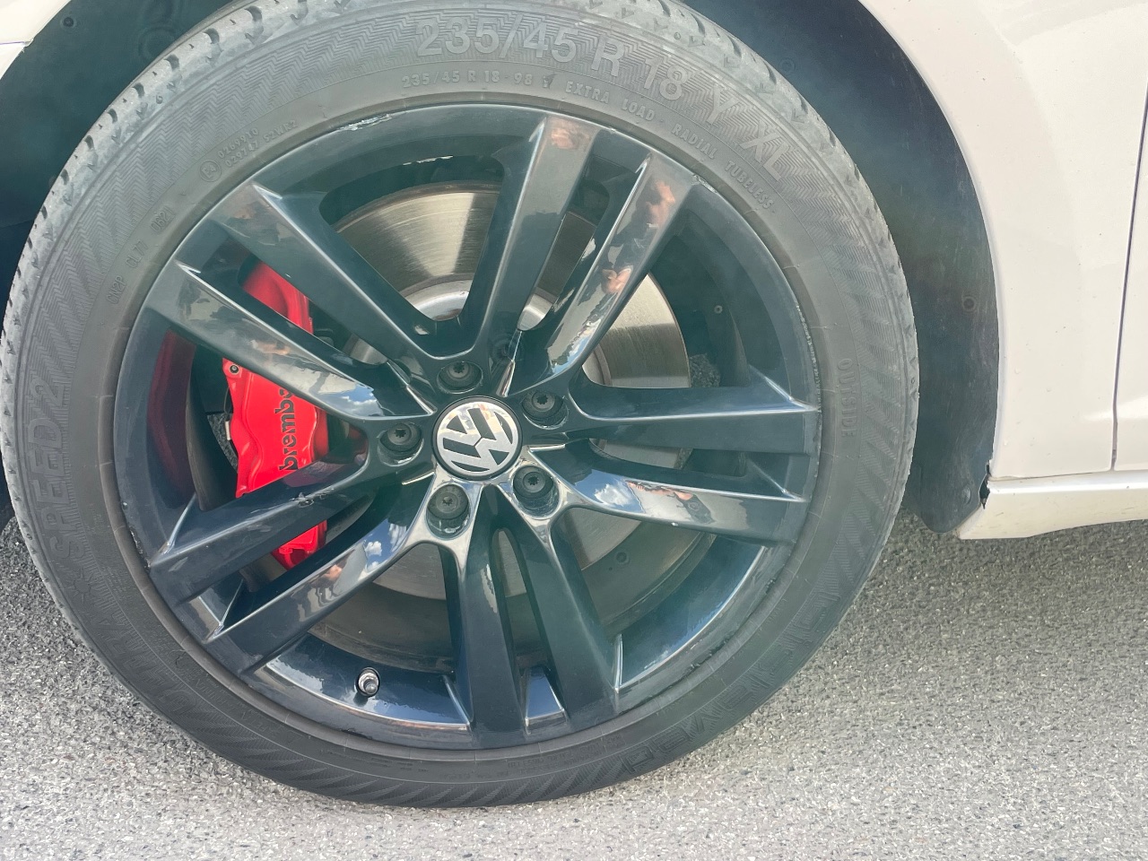 Volkswagen Passat CC - фото 6