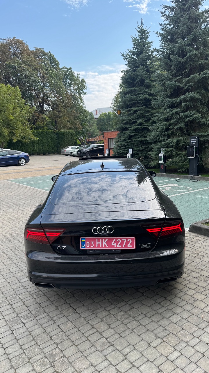 Audi A7 - фото 5