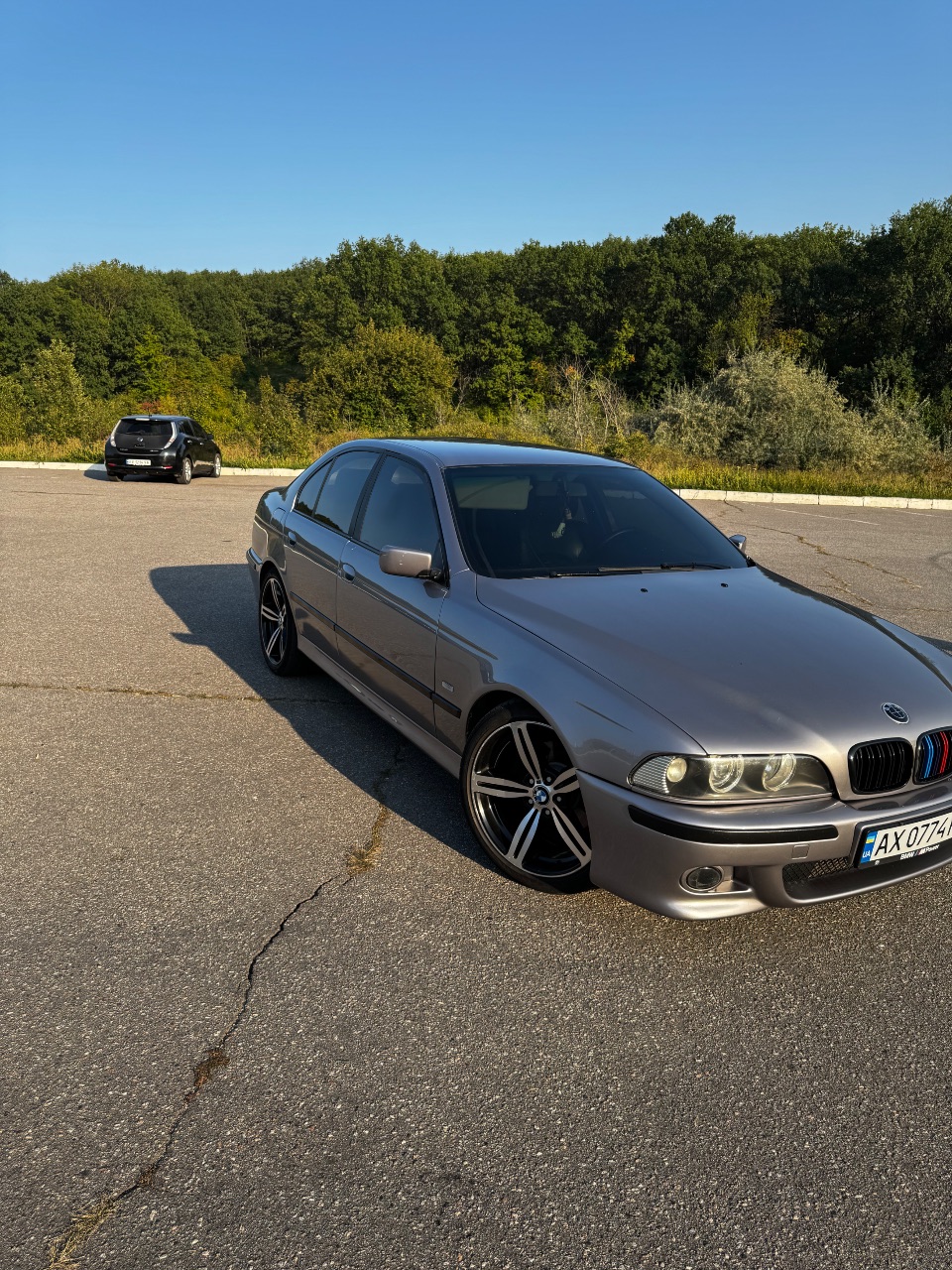 BMW 5 серії - фото 1