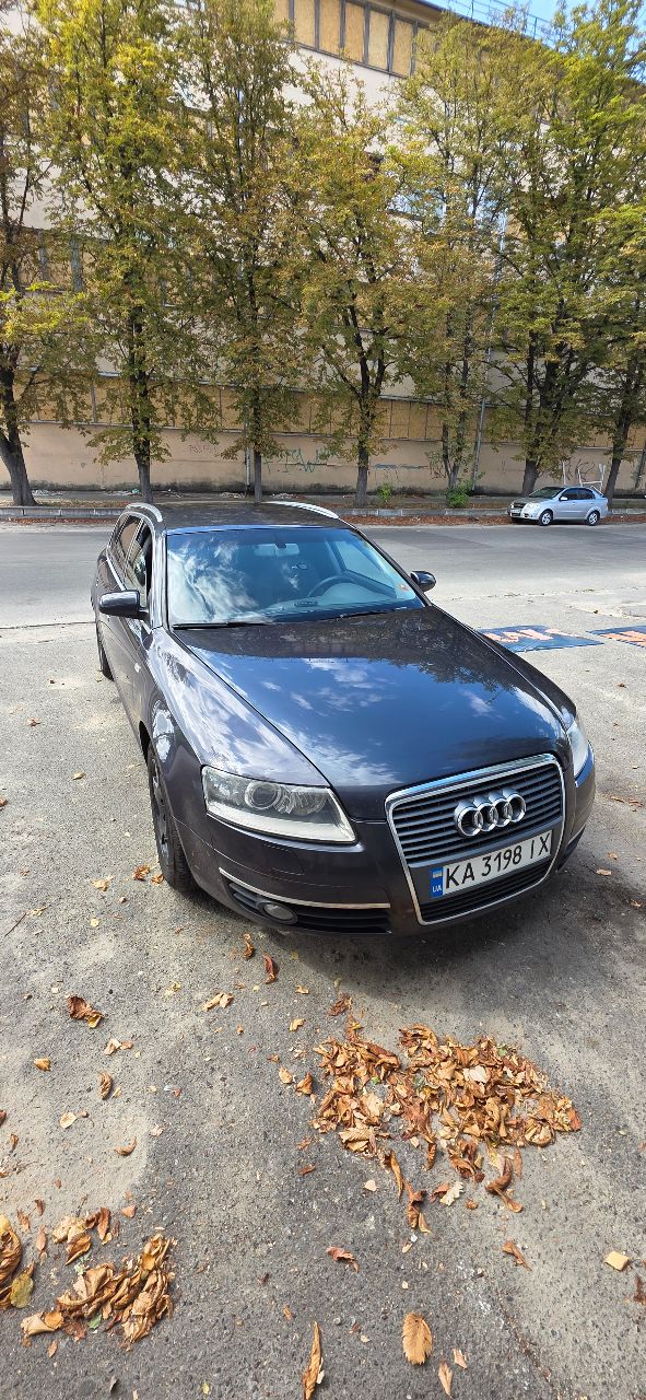 Audi A6 - фото 12