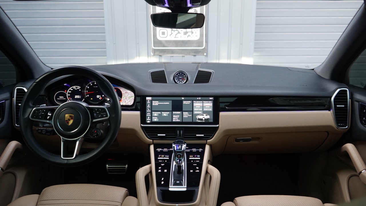 Porsche Cayenne - фото 5