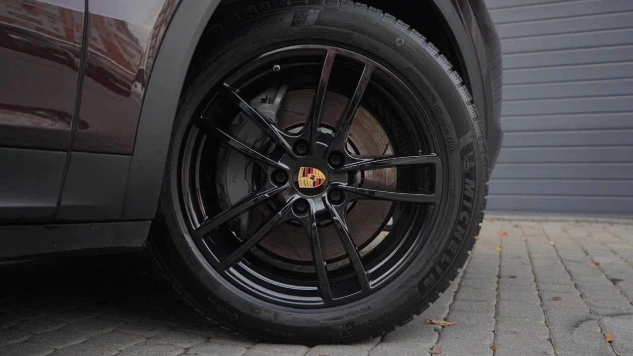 Porsche Cayenne - фото 8