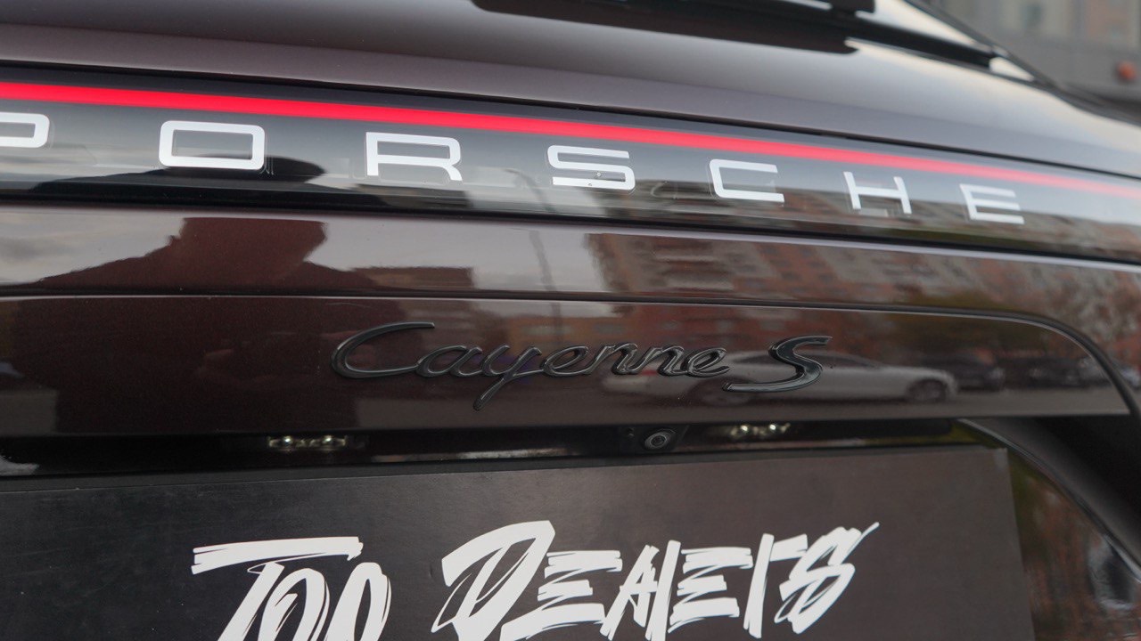 Porsche Cayenne - фото 12